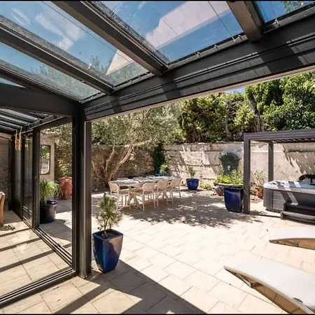 ヴィラ Comme Evidence *